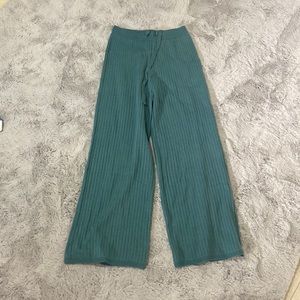 Knit wide leg pant